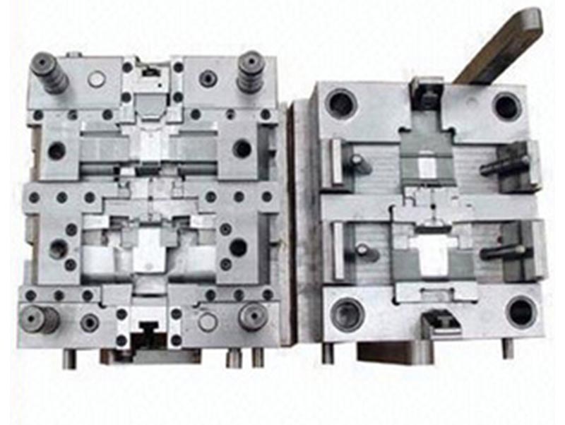 沧精密塑料模-07